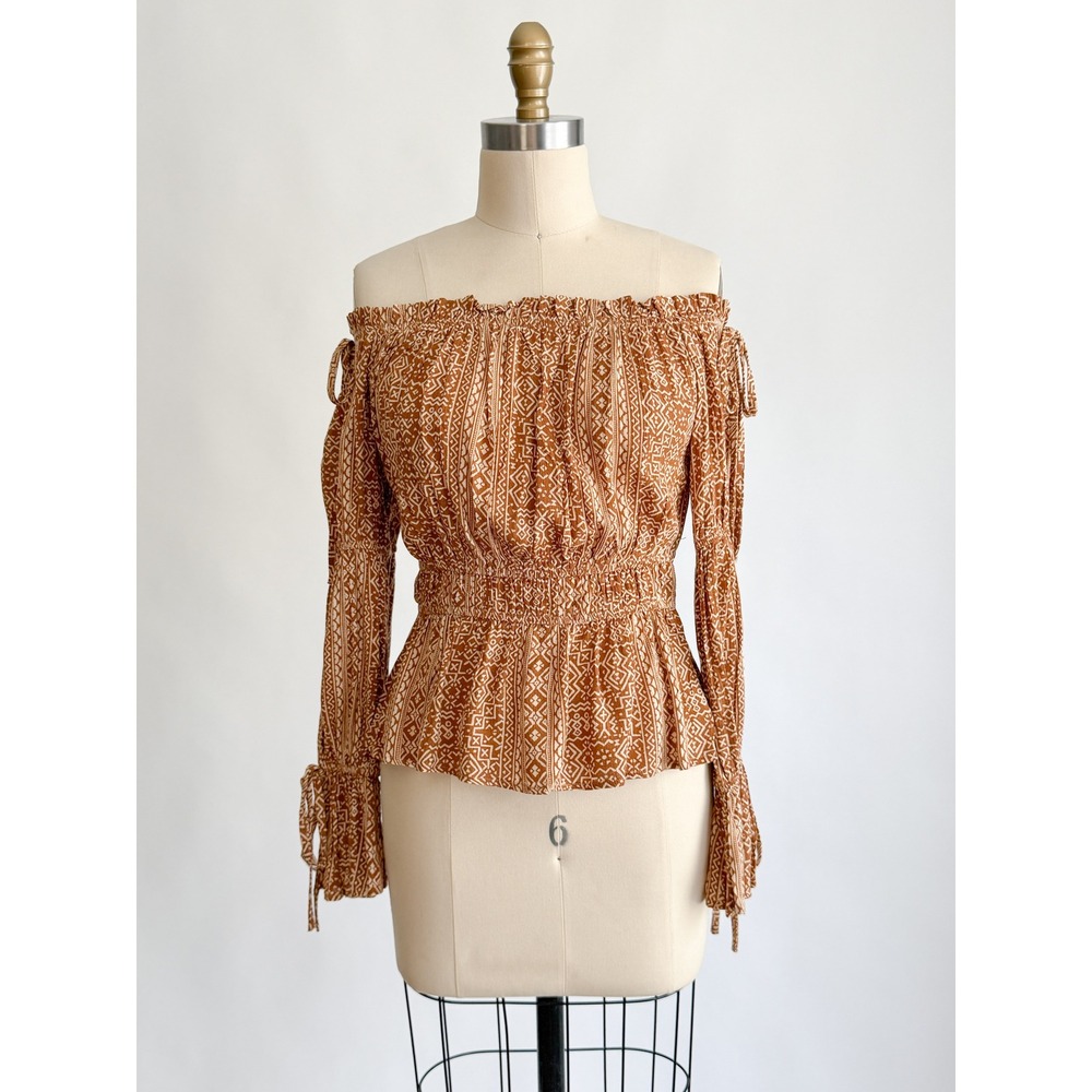 Savanna Jane Boho Tribal Smocked‎ Off Shoulder Top S Rust Geometric Tie Sleeve